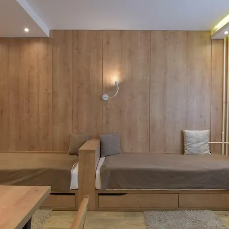 Centar Maglic * كوباونيك